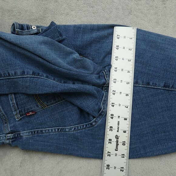 Levi's Jeans Women's Size 10M Blue Mid-Rise Classic Straight Denim 28.5" Inseam - Picture 7 of 16